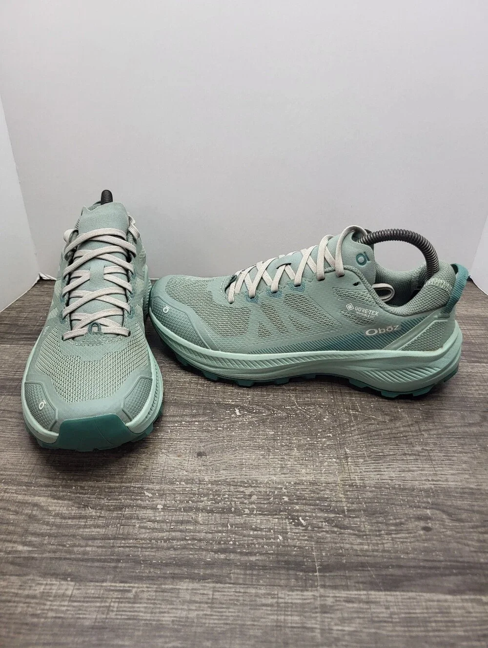Oboz Katabatic LT Low GTX Sneaker Glacier Green Hiking Running Shoes Women's 8.5
